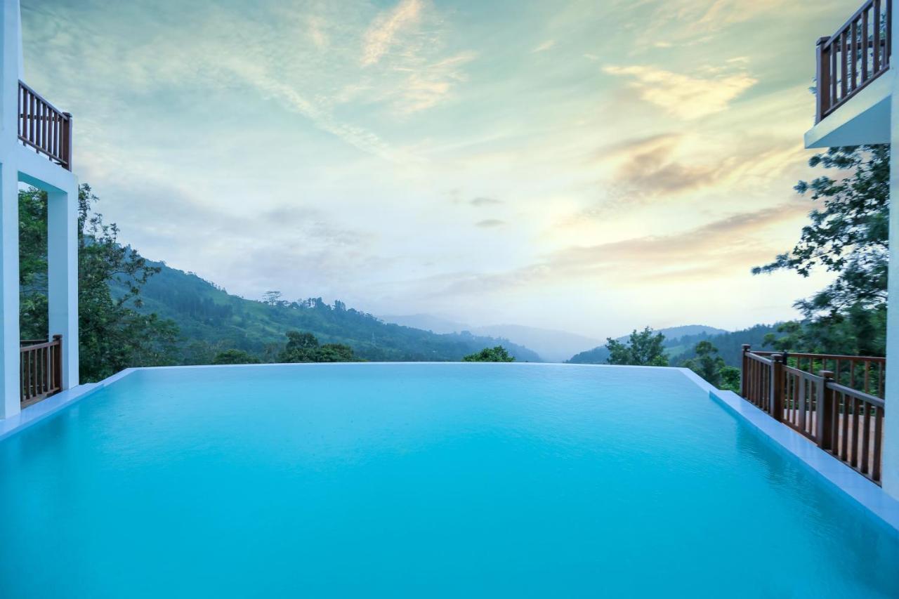 Villa Vajrapani Kandy Esterno foto