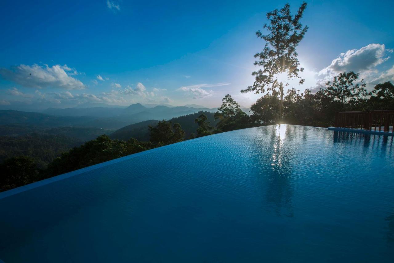 Villa Vajrapani Kandy Esterno foto