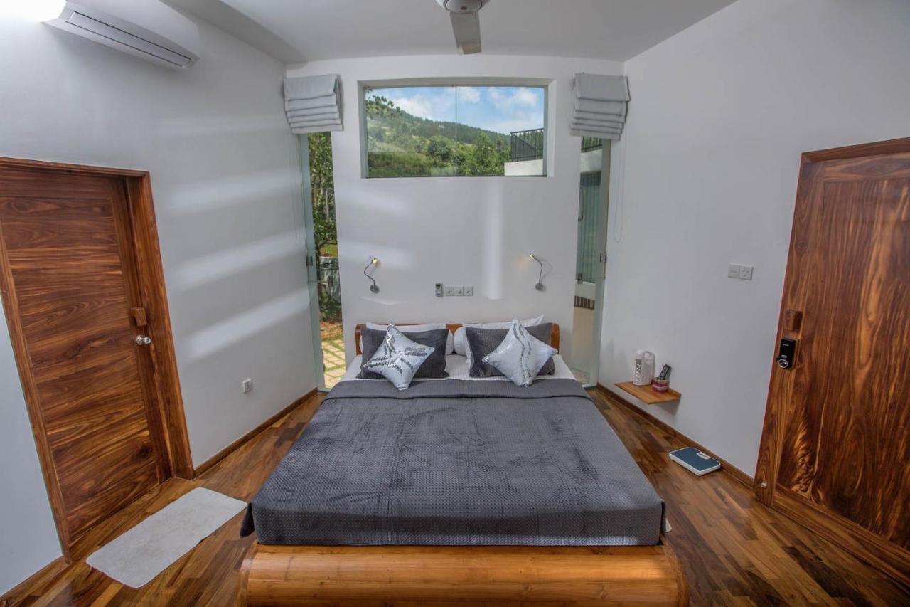 Villa Vajrapani Kandy Esterno foto